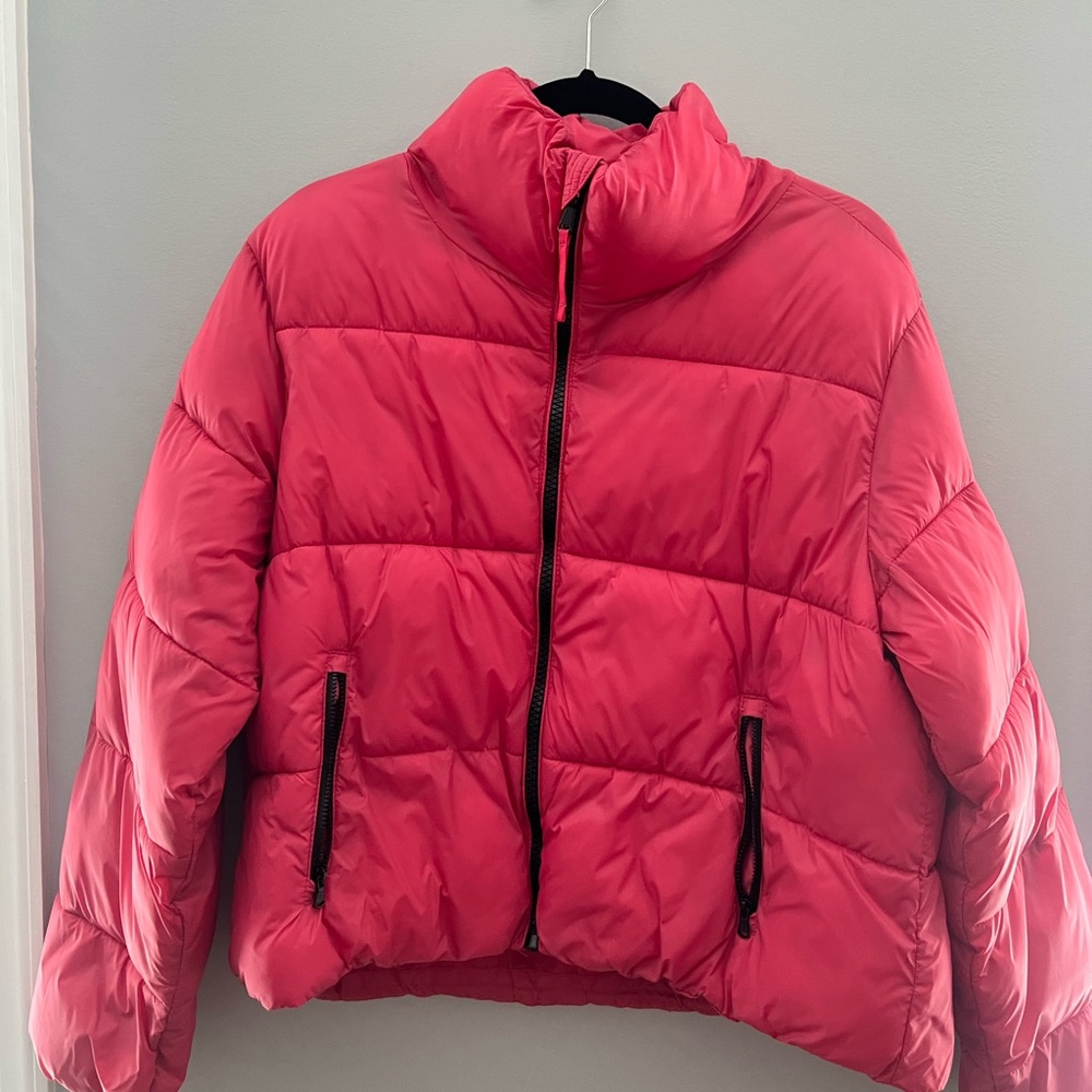 OLD NAVY Womens Water-Resistant Frost Free Short Puffer Coral Pink Jacket Large